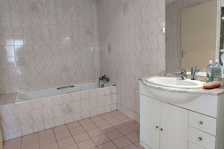 1 bed stone house for sale near Taupont