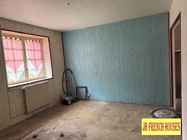 4 bed stone house for sale near Affieux