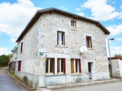 4 bed stone house for sale near Farebout
