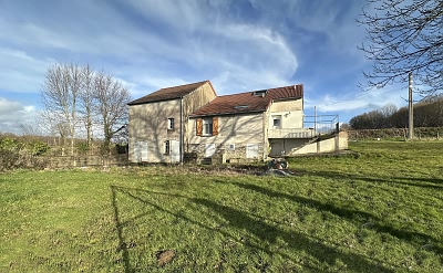 2 bed stone house for sale near Noth