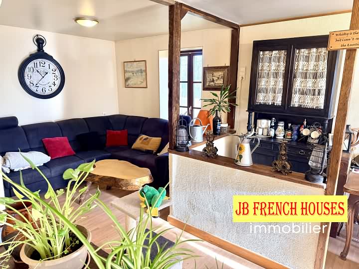 1 bed stone house for sale near SOUTH INDRE and SOUTH CHER and NORTH CREUSE