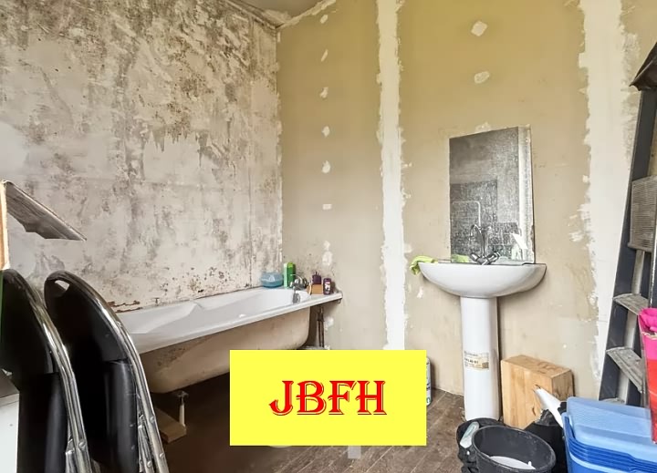 4 bed stone house for sale near Bujalenas