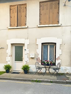 1 bed château for sale near Grand Bueix