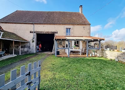 2 bed stone house for sale near SOUTH INDRE and SOUTH CHER and NORTH CREUSE