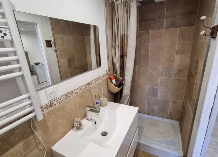 2 bed stone house for sale near SOUTH INDRE and SOUTH CHER and NORTH CREUSE