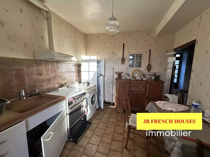 5 bed stone house for sale near Noth