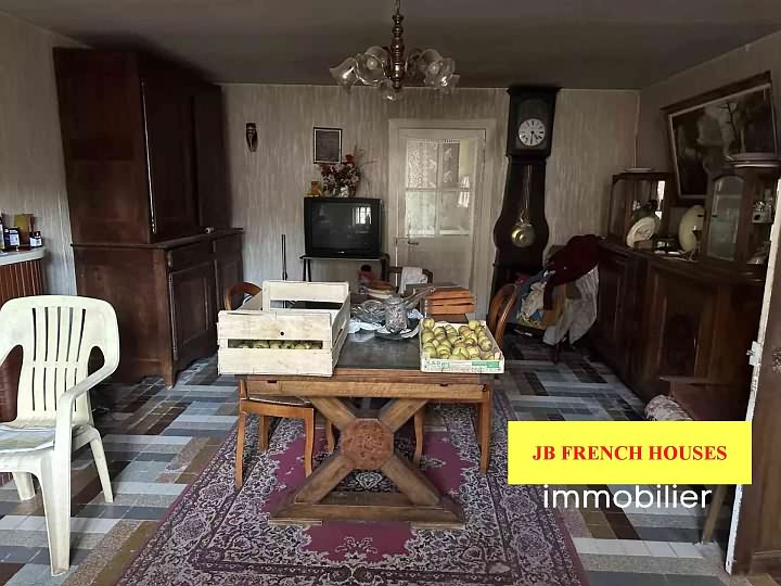 5 bed stone house for sale near Noth
