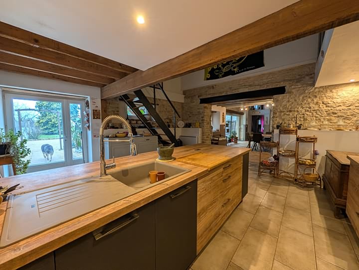 3 bed stone house for sale near Gentray
