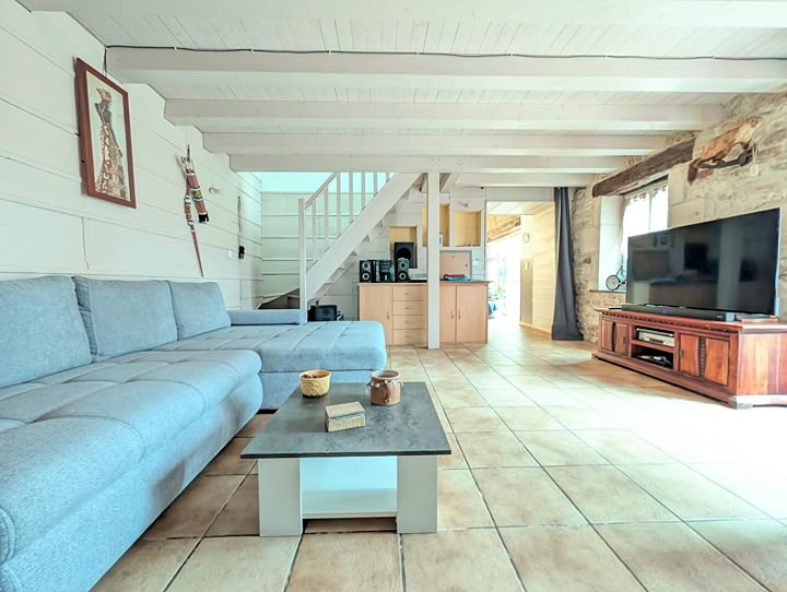 3 bed stone house for sale near Gentray