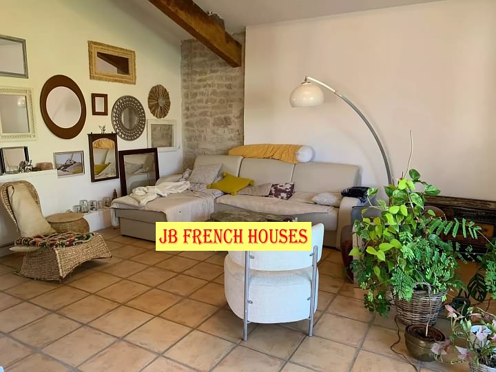4 bed stone house for sale near Paillé