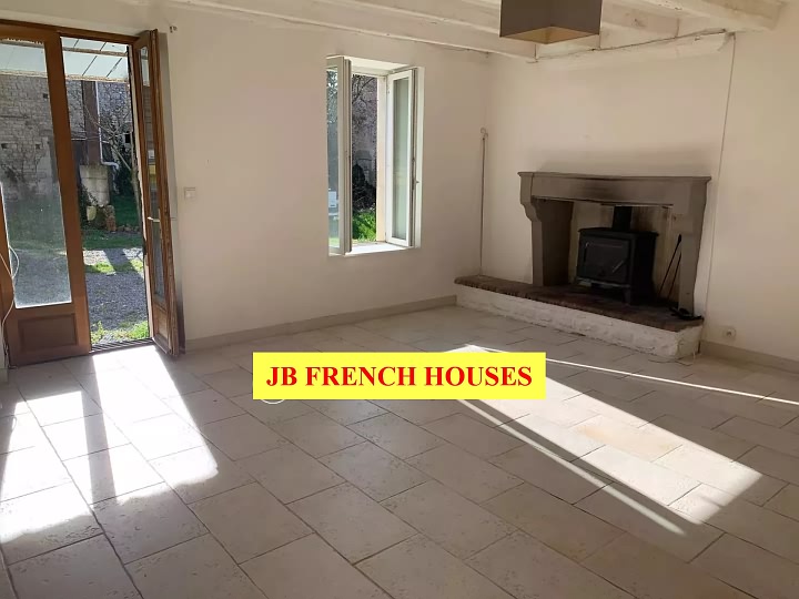 2 bed stone house for sale near Paillé