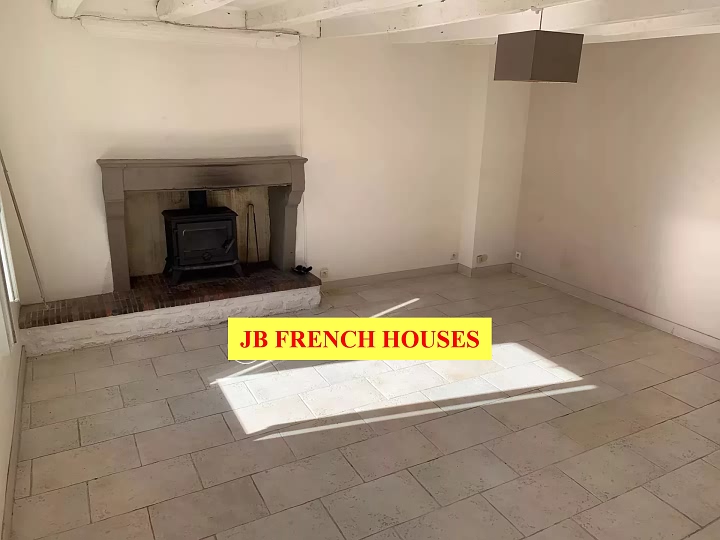 2 bed stone house for sale near Paillé