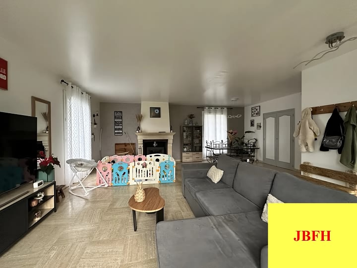 2 bed house for sale near Pliboux
