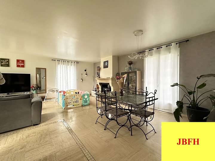 2 bed house for sale near Pliboux