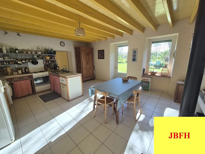 3 bed stone house for sale near Viennay