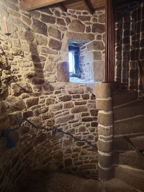 3 bed stone house for sale near Kerurien