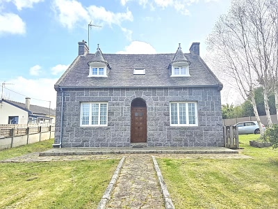 4 bed stone house for sale near Lanvellec