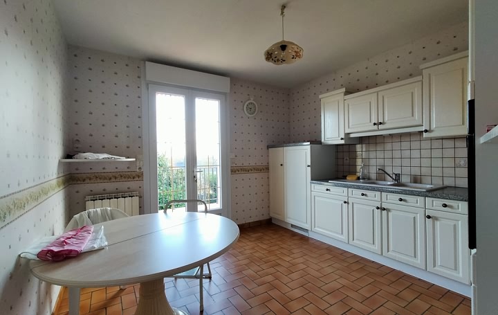 3 bed stone house for sale near Averton