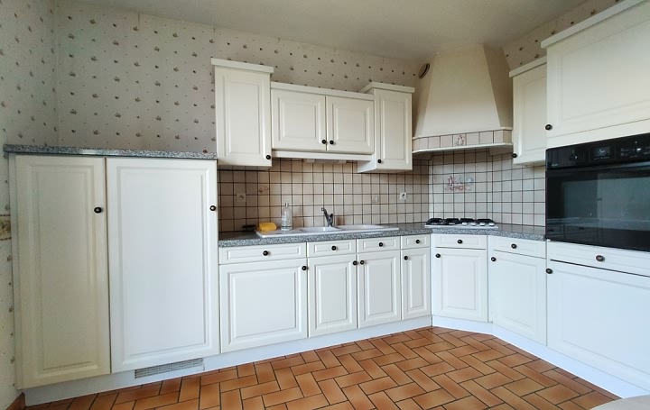 3 bed stone house for sale near Averton