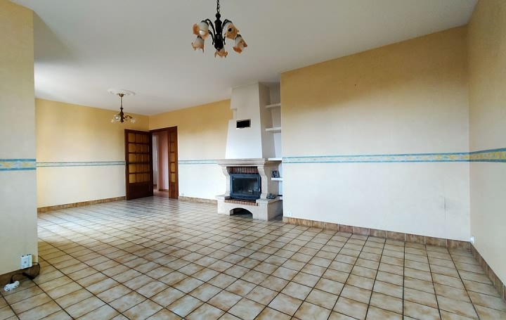 3 bed stone house for sale near Averton