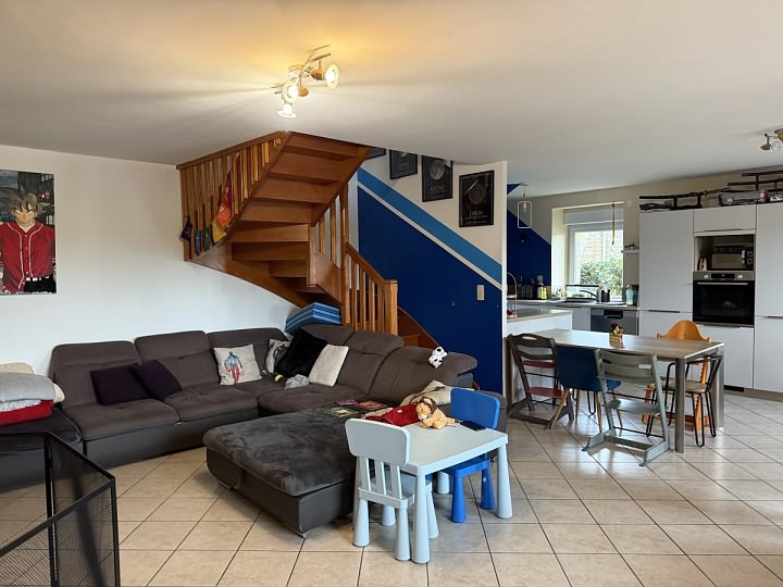 Maison en pierre de 3 chambres à vendre près de Mohon
