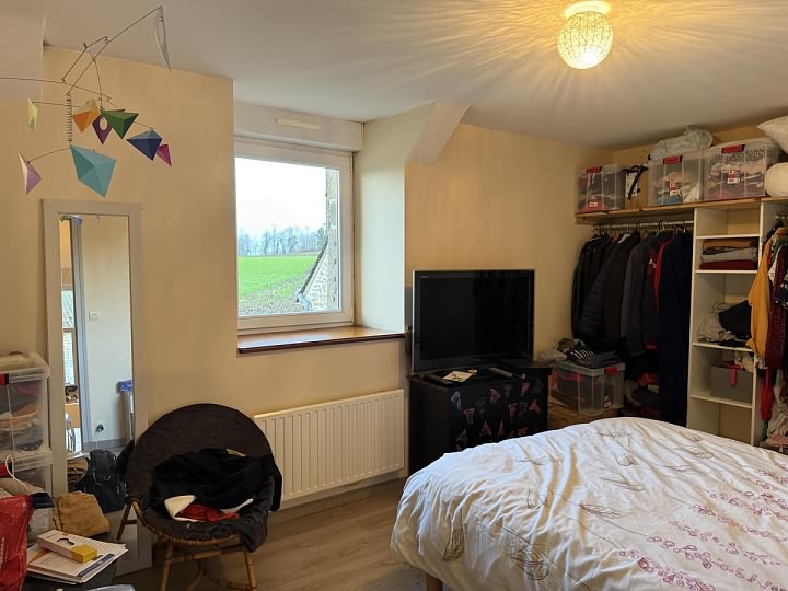 Maison en pierre de 3 chambres à vendre près de Mohon