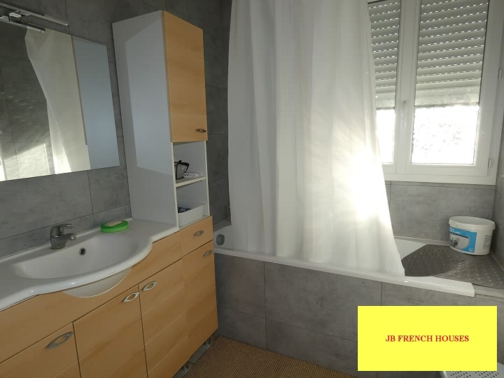 3 bed stone house for sale near Lapenty