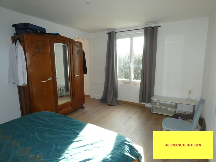 3 bed stone house for sale near Lapenty