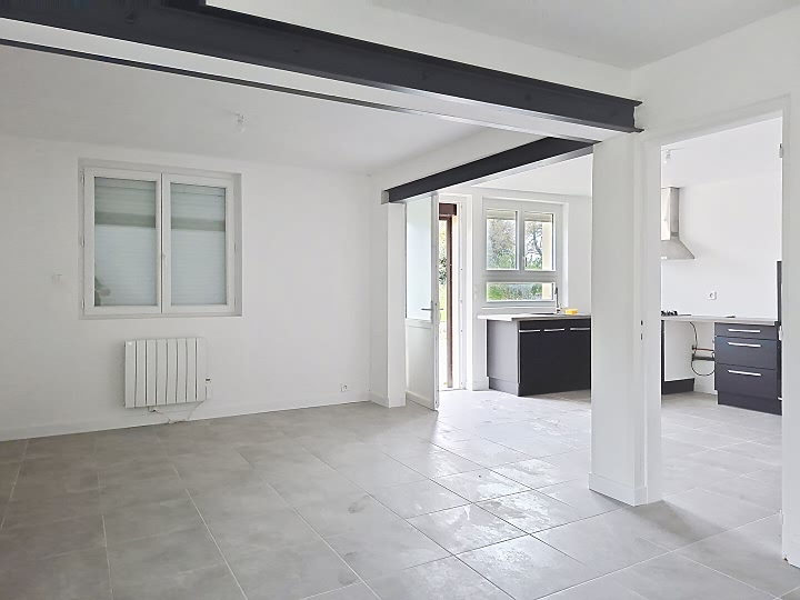 3 bed stone house for sale near Peer