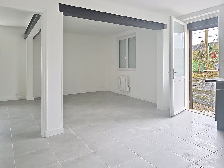 3 bed stone house for sale near Peer