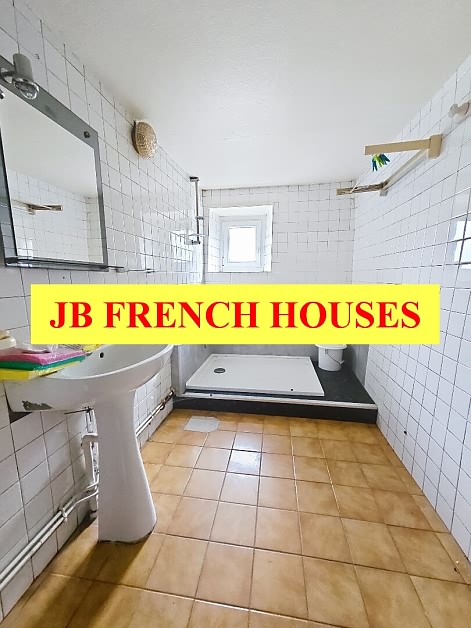 3 bed stone house for sale near Taupont