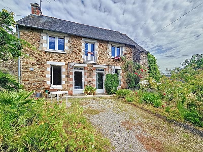 2 bed stone house for sale near Taupont