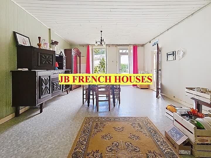2 bed stone house for sale near Taupont