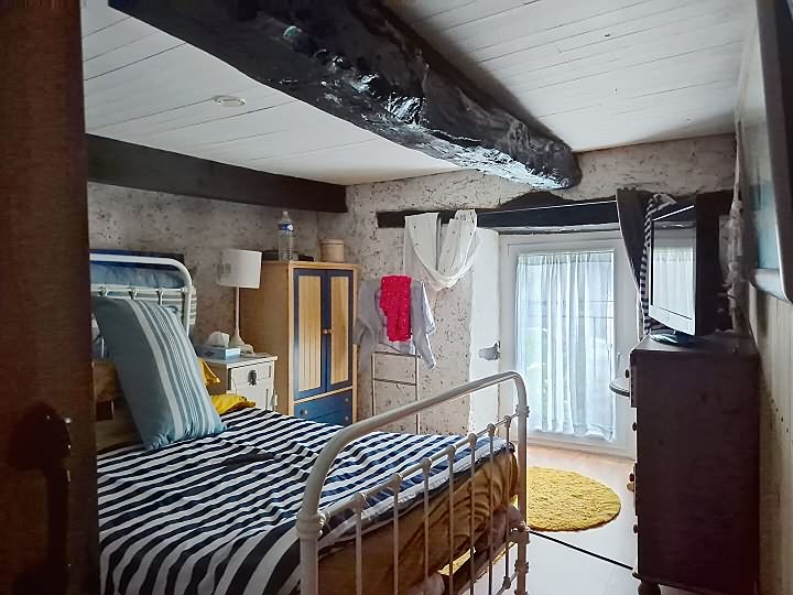 3 bed stone house for sale near Taupont