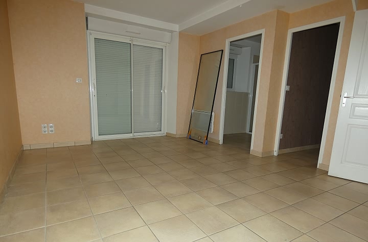 2 bed stone house for sale near Jarry