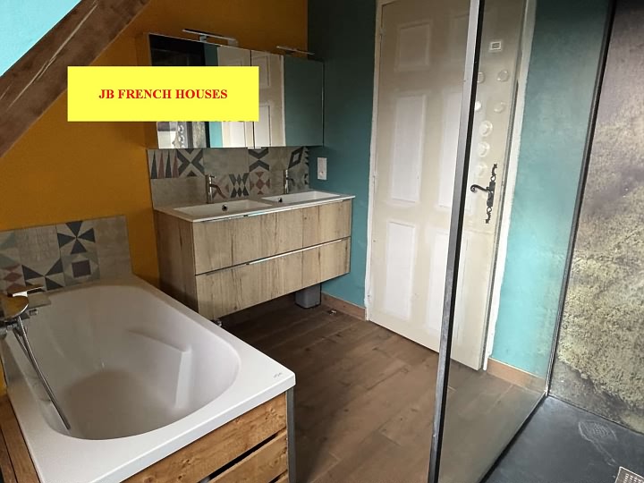 3 bed stone house for sale near Lesbois