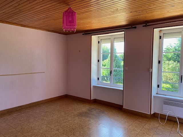 2 bed stone house for sale near Le Tanu