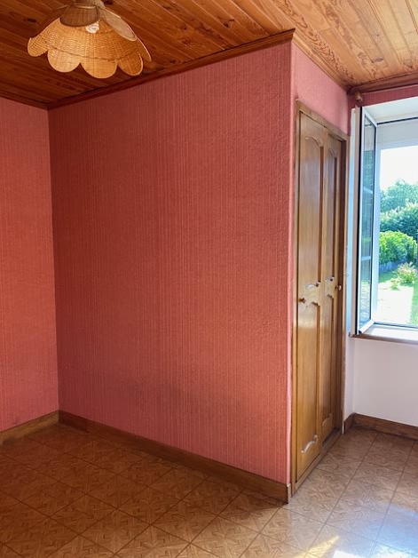 2 bed stone house for sale near Le Tanu