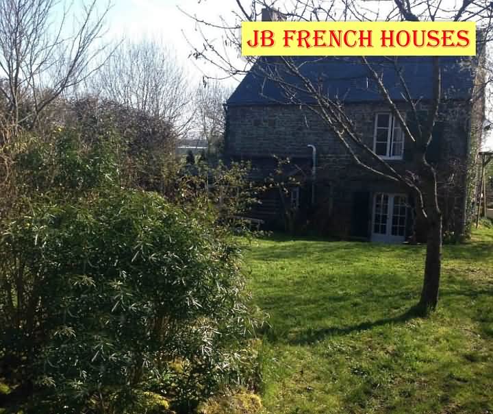 3 bed stone house for sale near Tréprel