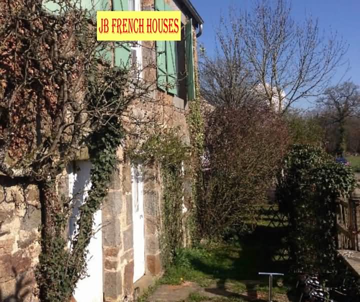 3 bed stone house for sale near Tréprel