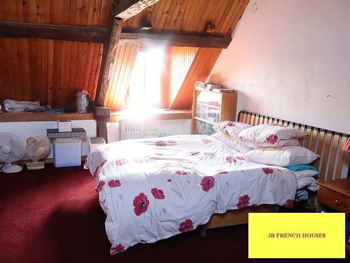 3 bed stone house for sale near Vengeons