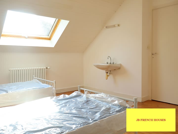 3 bed stone house for sale near Vengeons