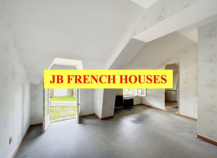 2 bed stone house for sale near Colomel