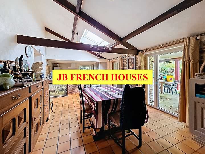 5 bed stone house for sale near Peer