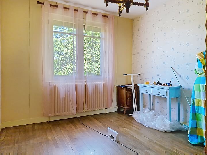 6 bed house for sale near Peer