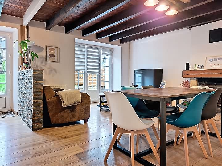 3 bed stone house for sale near Peer