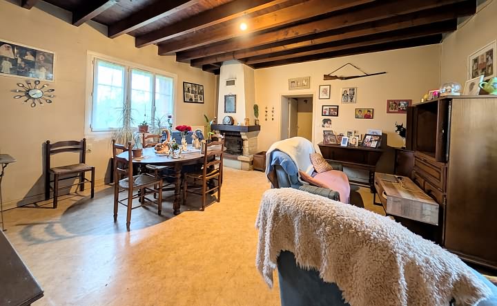 3 bed stone farmhouse for sale near Ansac Sur Vienne