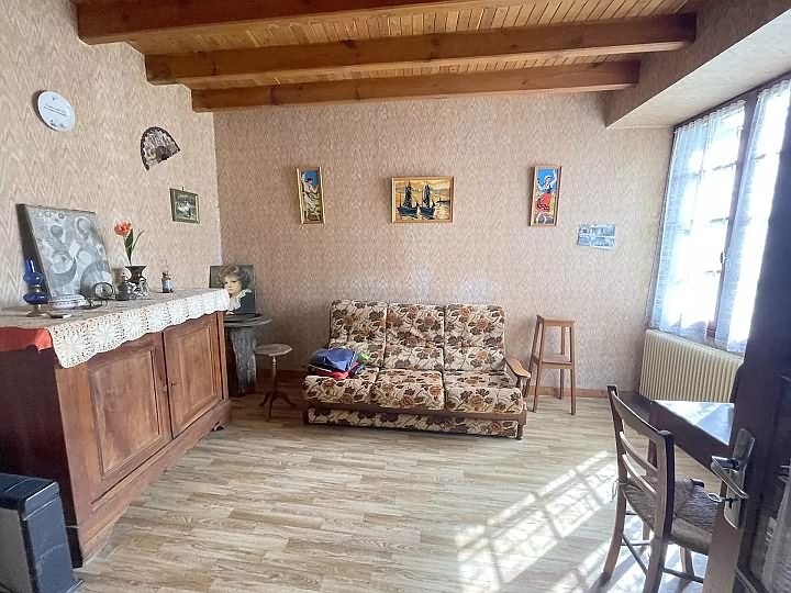 4 bed stone house for sale near Aizet
