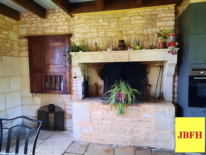 3 bed stone farmhouse for sale near Ardilleux