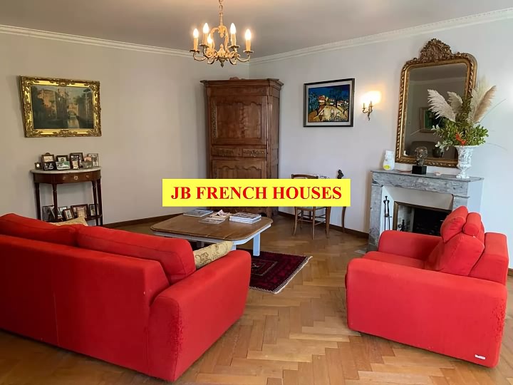 4 bed stone house for sale near Paillé